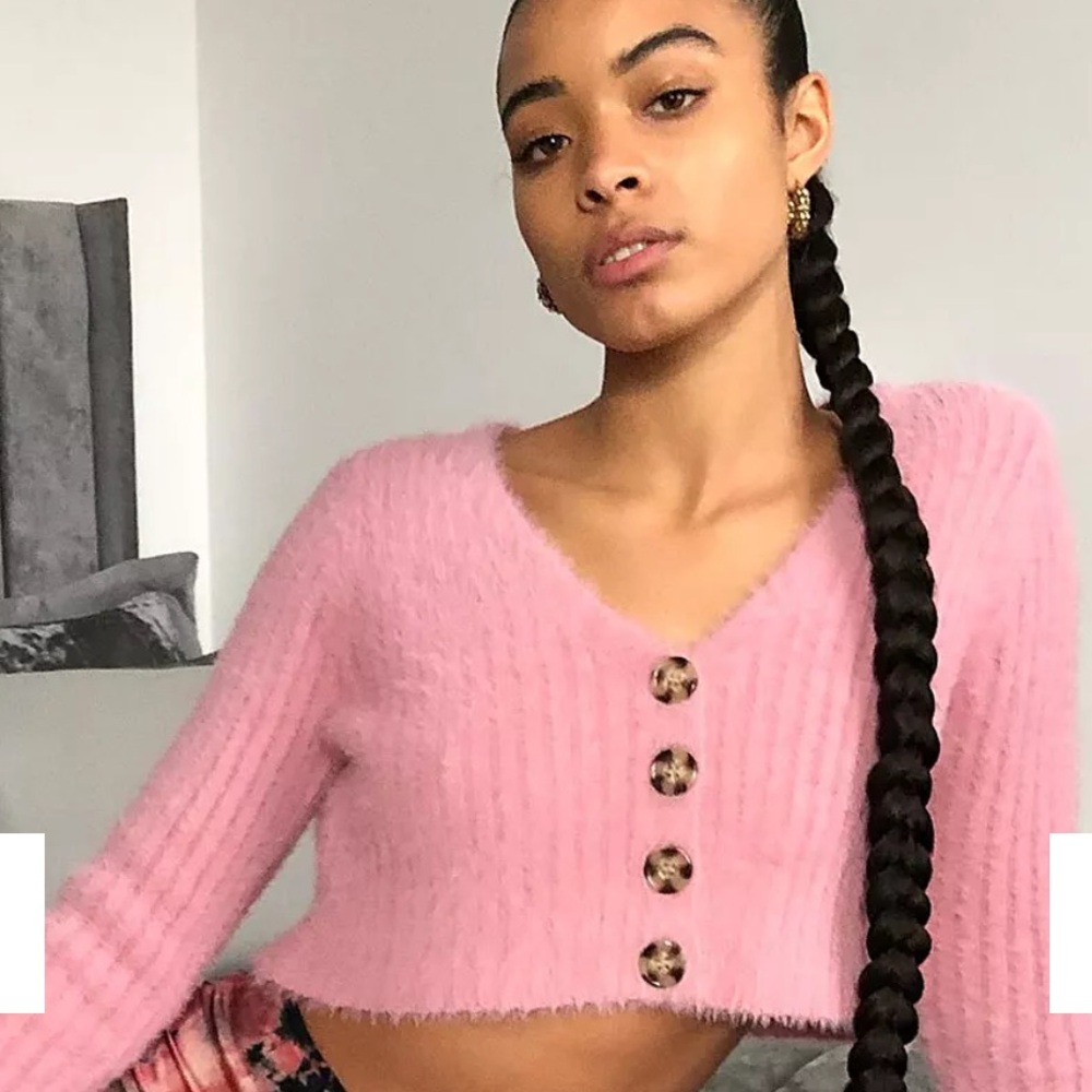 SO Fuzzy Cropped Cardigan 💕